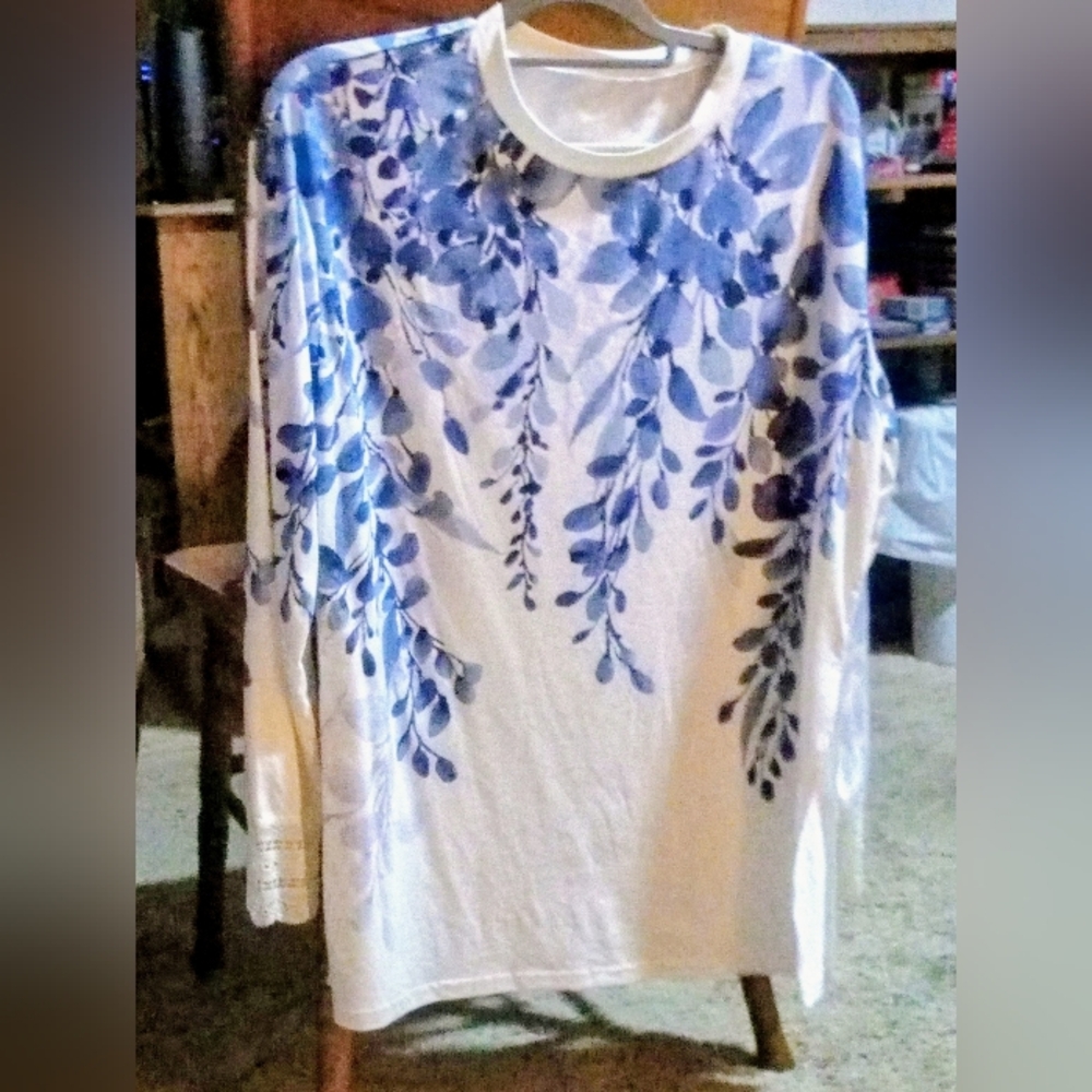 Blue and White Leaf Print Long Sleeve Shirt XL